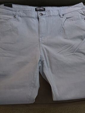 Versitale Buffalo David Bitton Stretch Light Blue Chino Ankle Grazer Pants